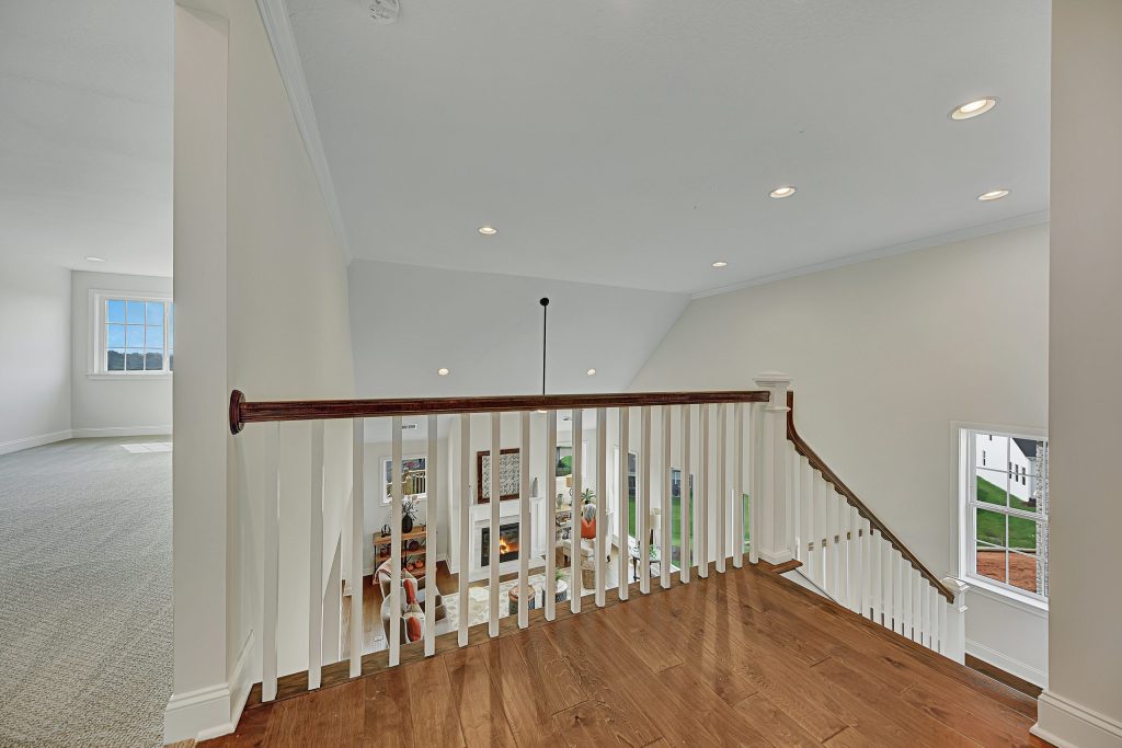 Image #35 for Martin