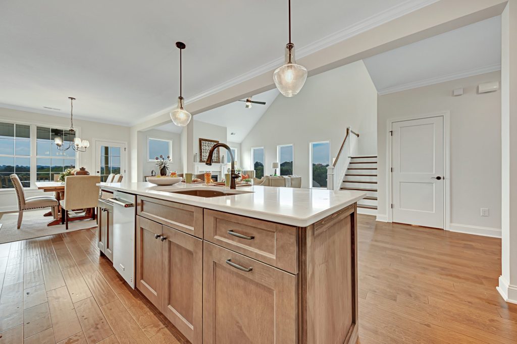 Image #13 for Martin