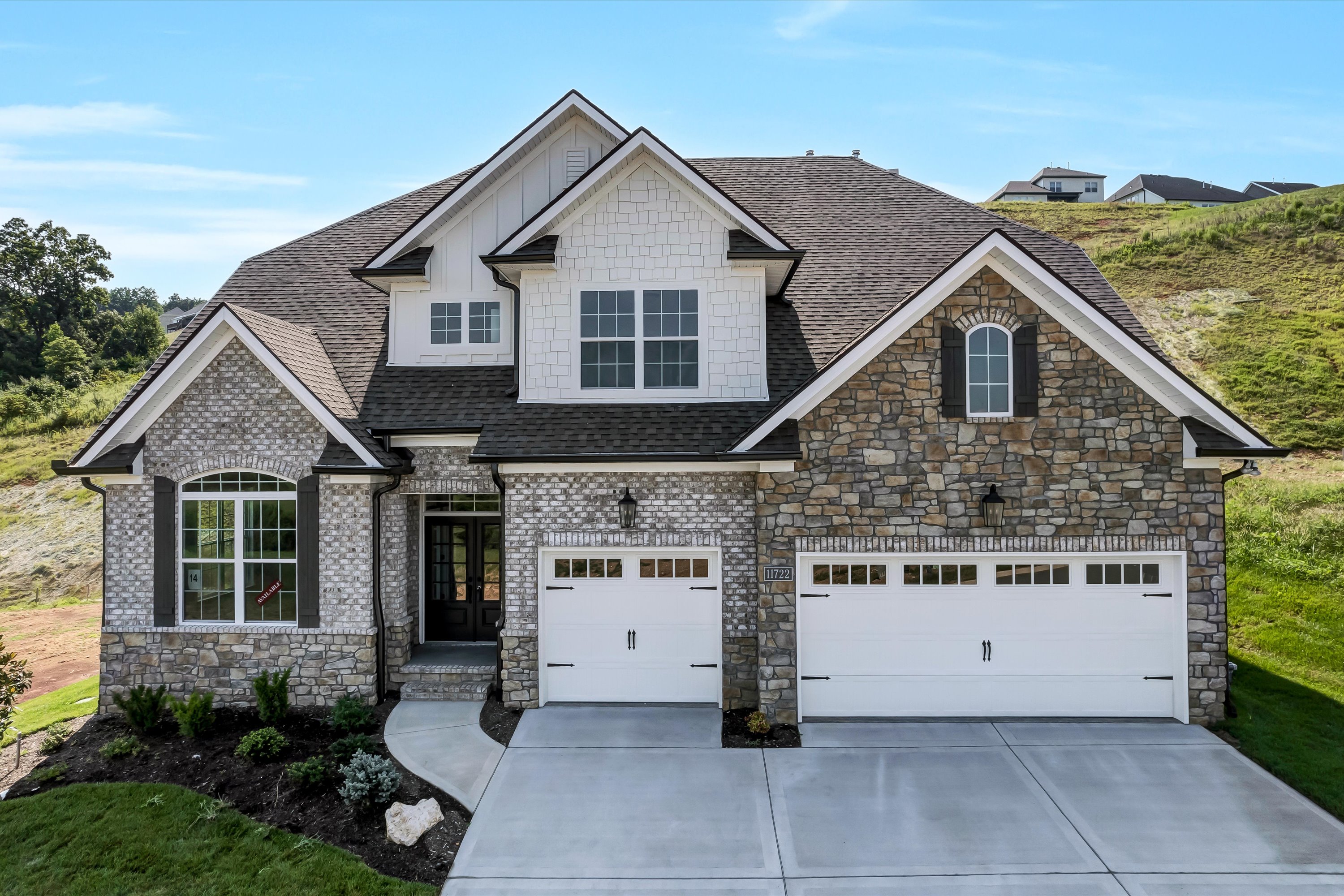 Ready to Build a Home in Knoxville? A Semi-Custom Design Can Be the Perfect Choice