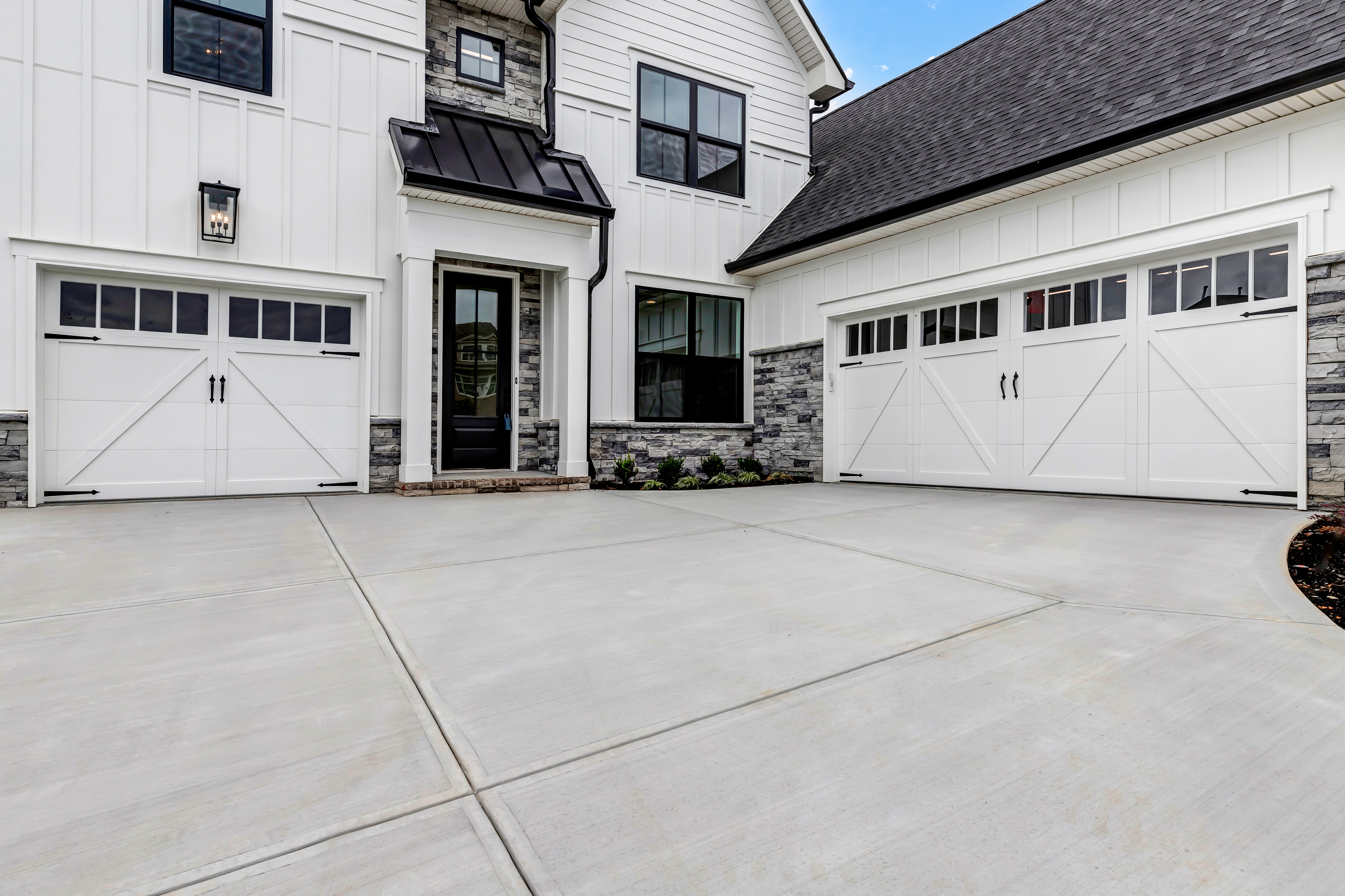 Lot 18 – 929 Sweatleaf Ln- Photo 2