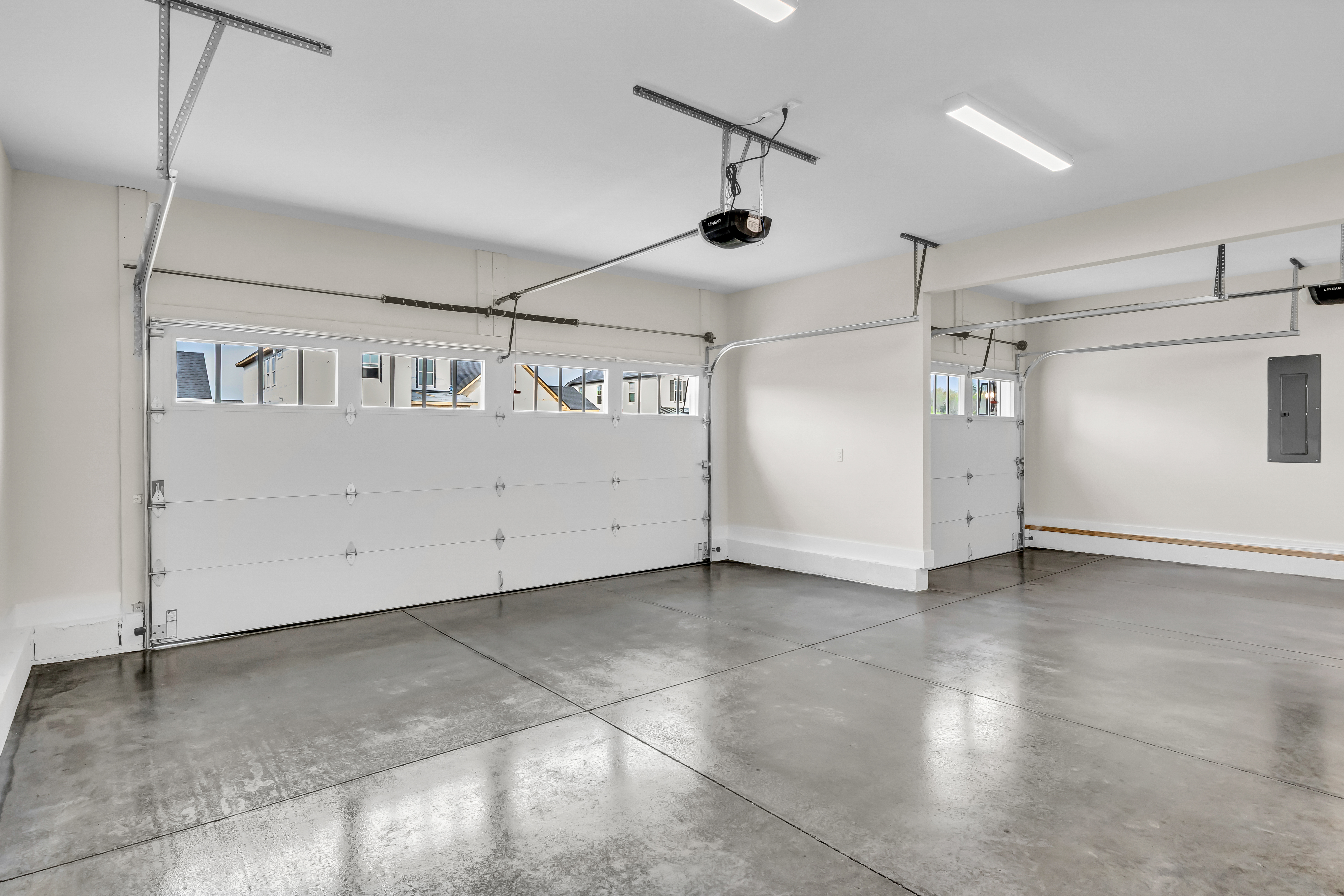 IRON 27 – Barberry F- Photo 31